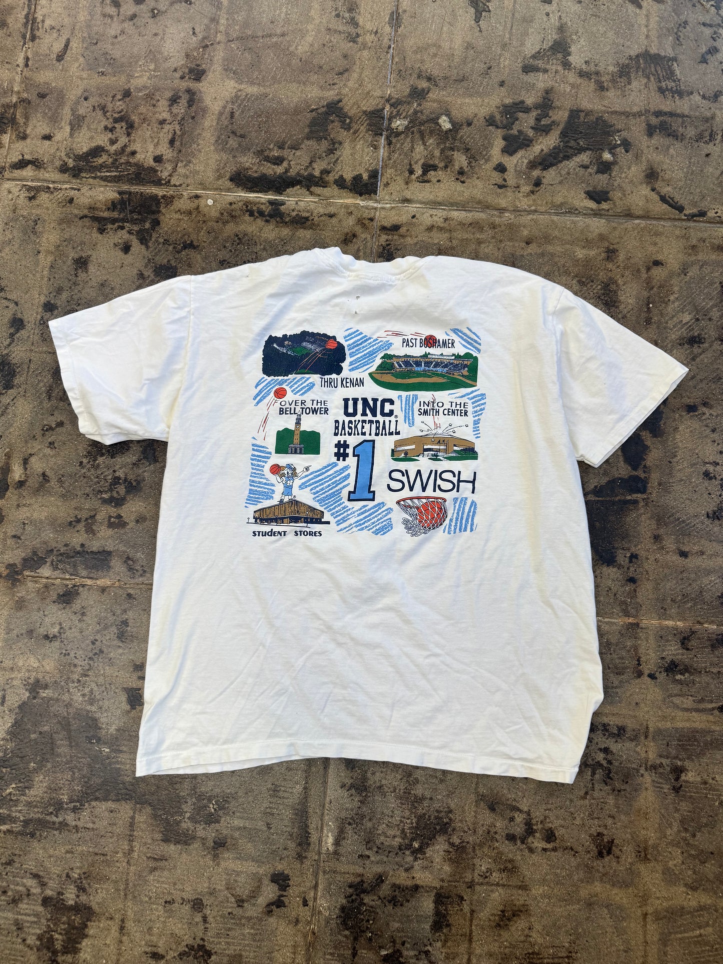 UNC BASKETBALL POCKET TEE