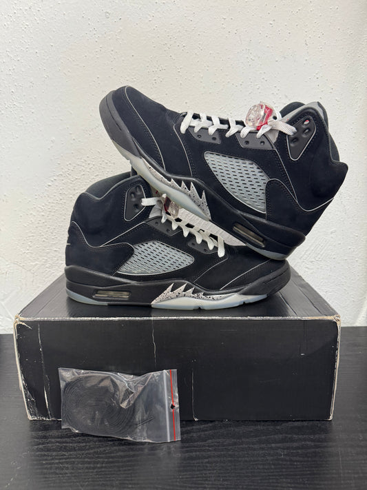 JORDAN 5 REIMAGINED METALLIC BLACK (USED)