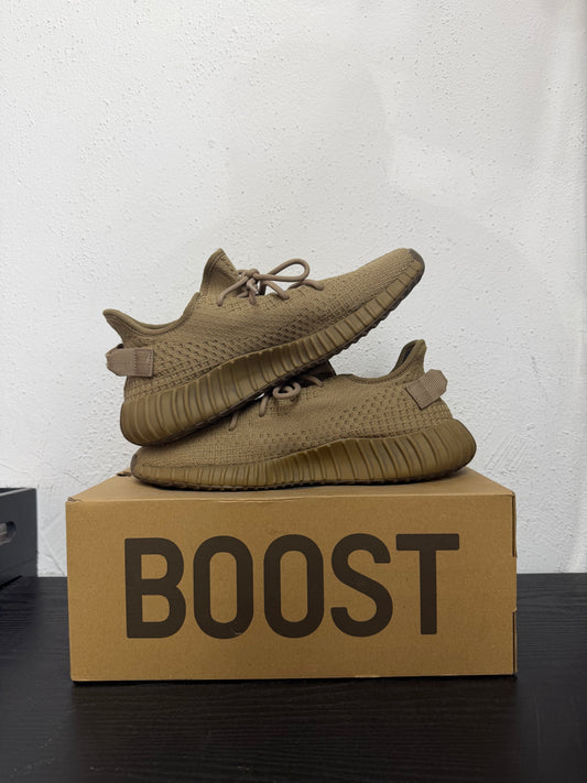 YEEZY 350 EARTH (USED)
