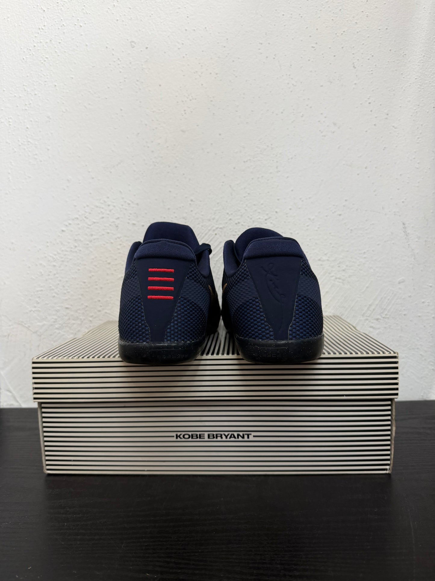 KOBE 11 LOW EM PHILIPPINES (USED)