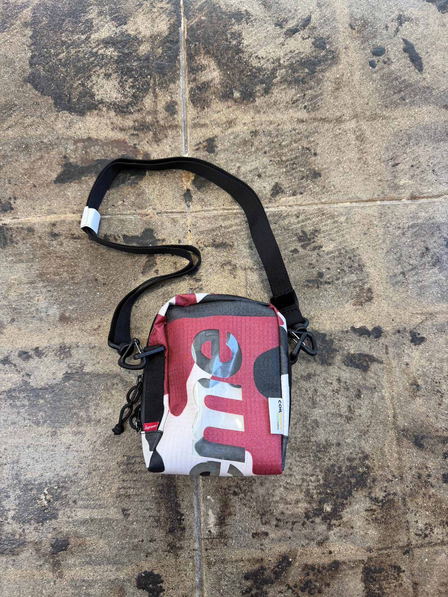 SUPREME NECK POUCH RED CAMO(SS21)
