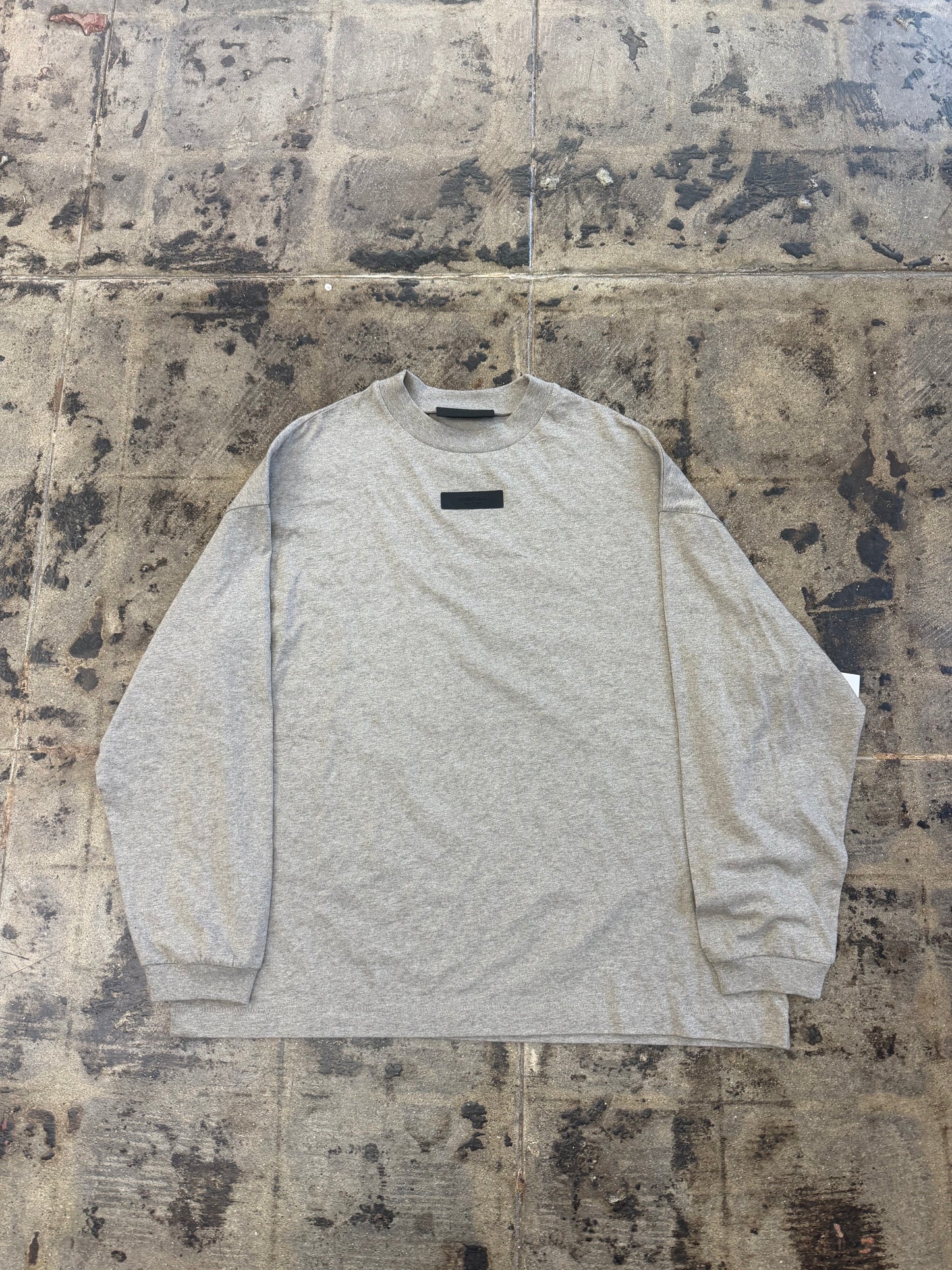 ESSENTIAL HEATHER GREY LONG SLEEVE