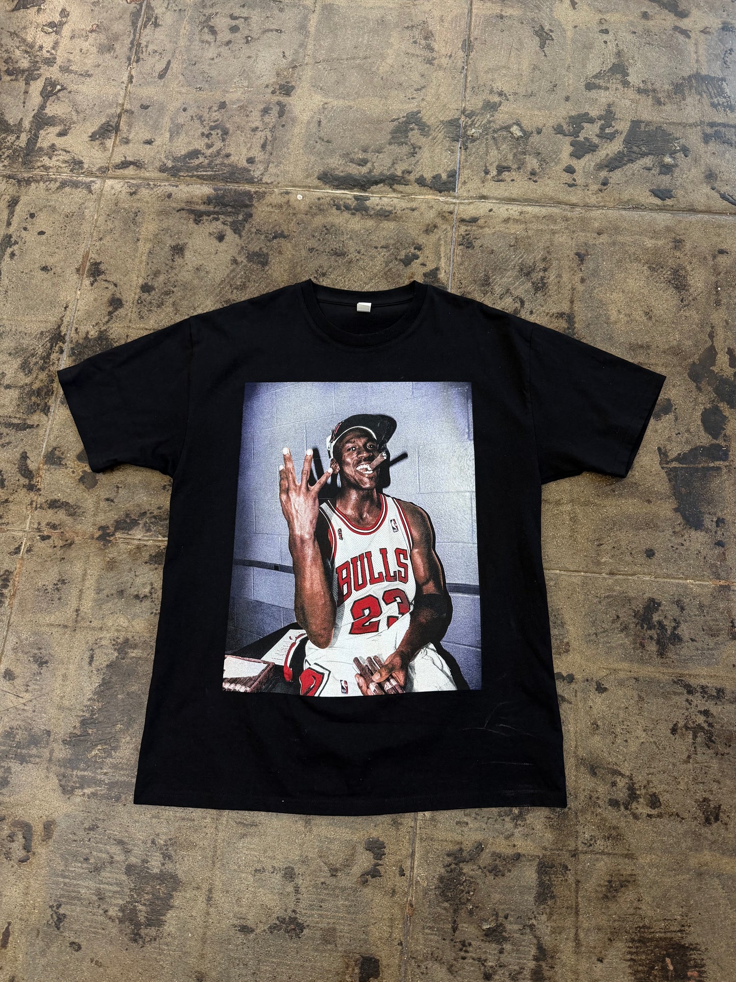 MJ CHAMPIONSHIP TEE