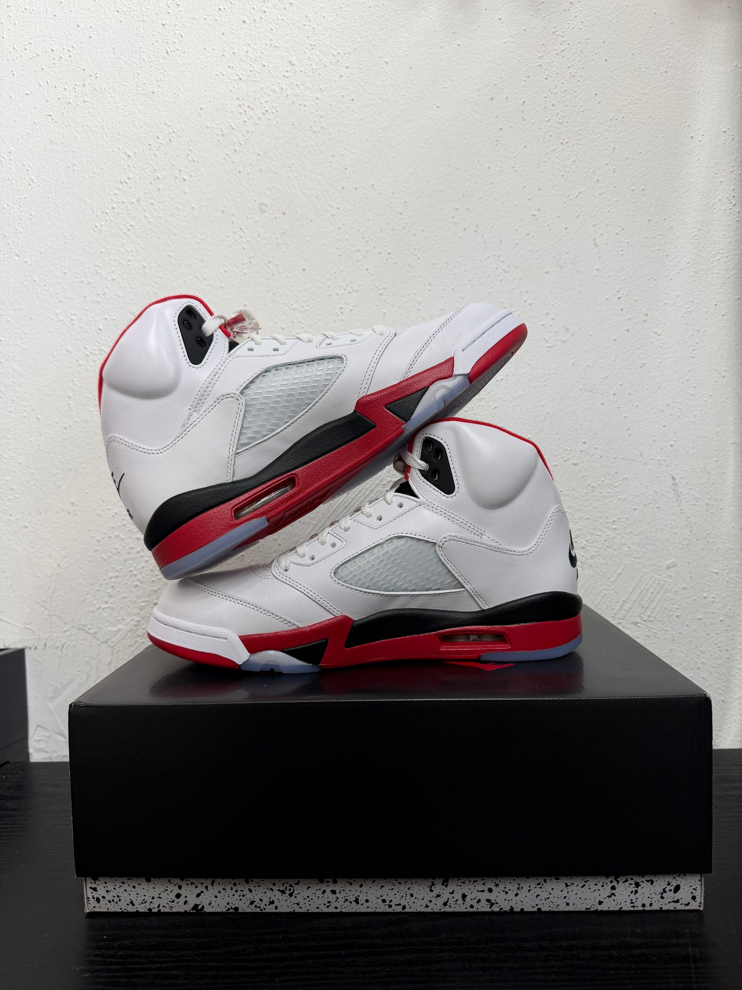 JORDA 5 FIRE RED (2025)