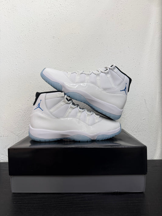 JORDAN 11 LEGEND BLUE