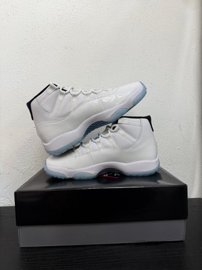 JORDAN 11 LEGEND BLUE
