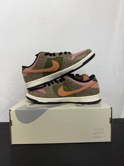 DUNK LOW SB ARTS-REC