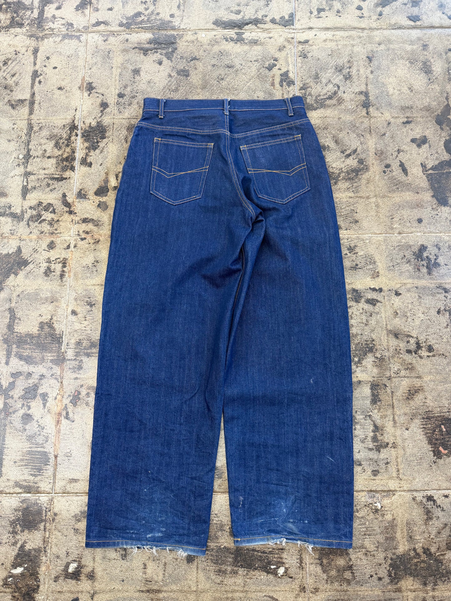 GV GALLERY RAW DENIM
