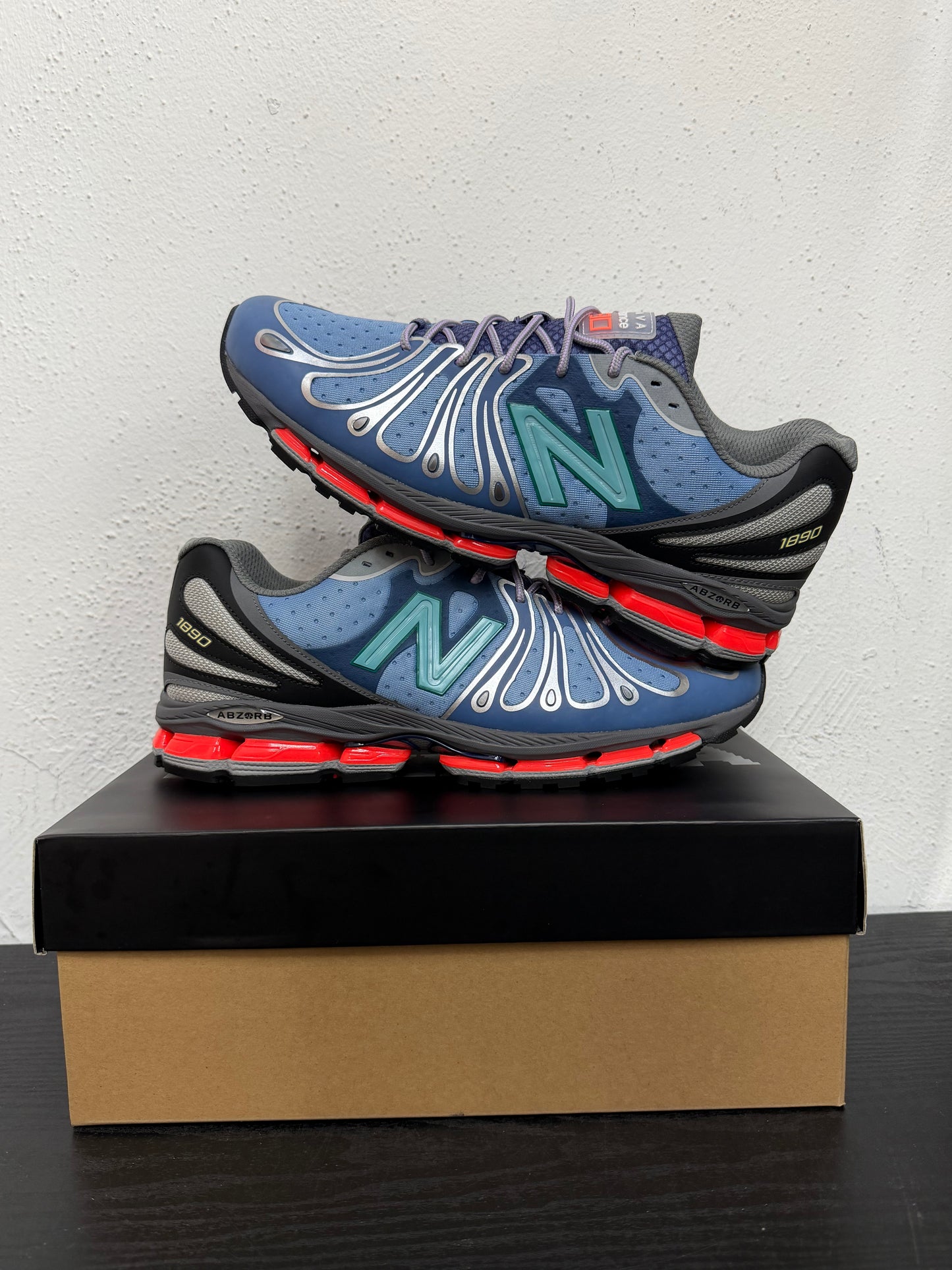 NEW BALANCE 1890 ACTION BRONSON CYBORG TEARS