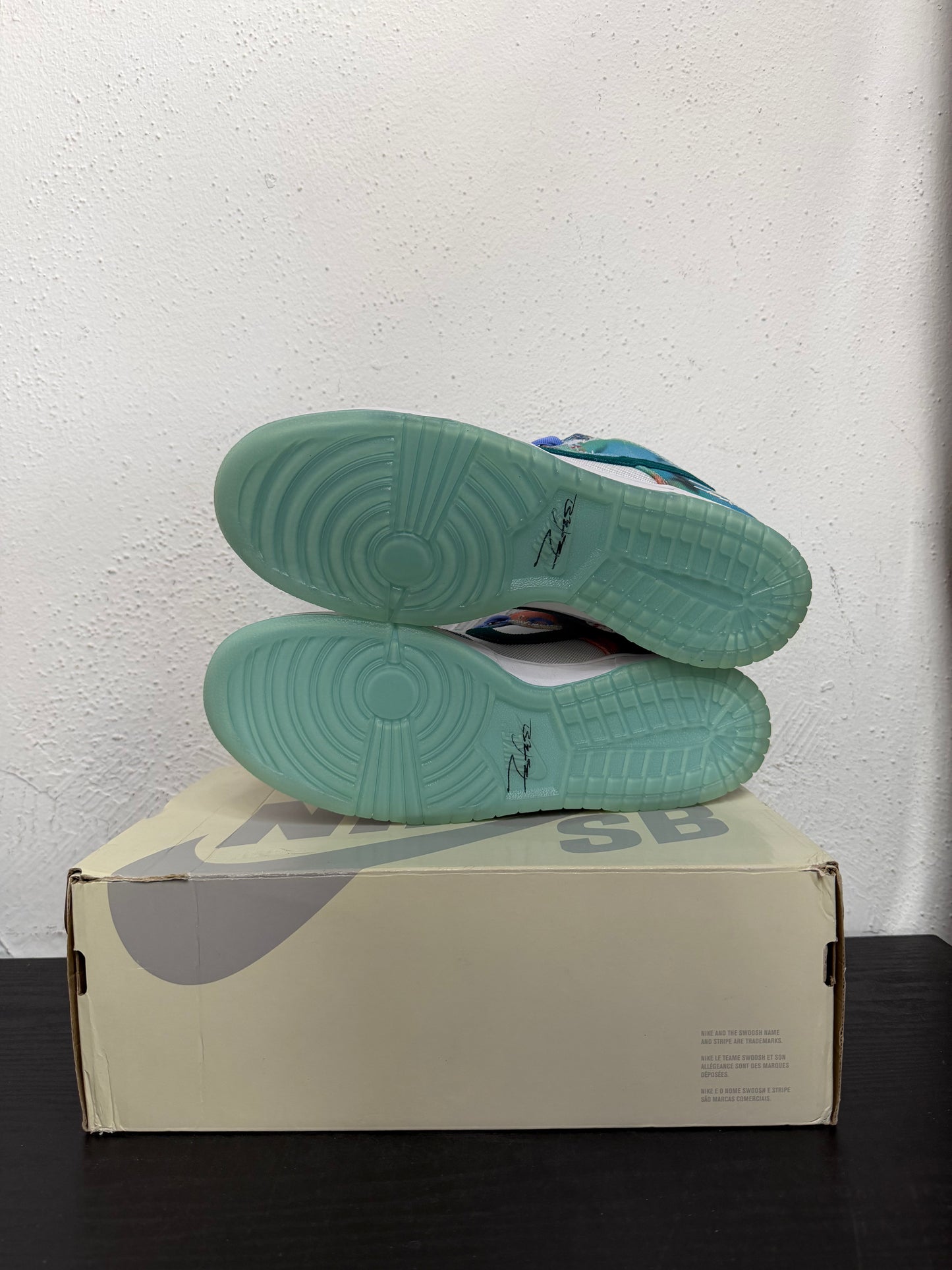 DUNK LOW SB FUTURA