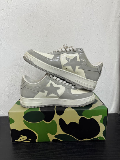BAPESTA PATENT LEATHER WHT/GREY (USED)