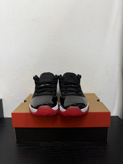 JORDAN 11 LOW BRED (USED)