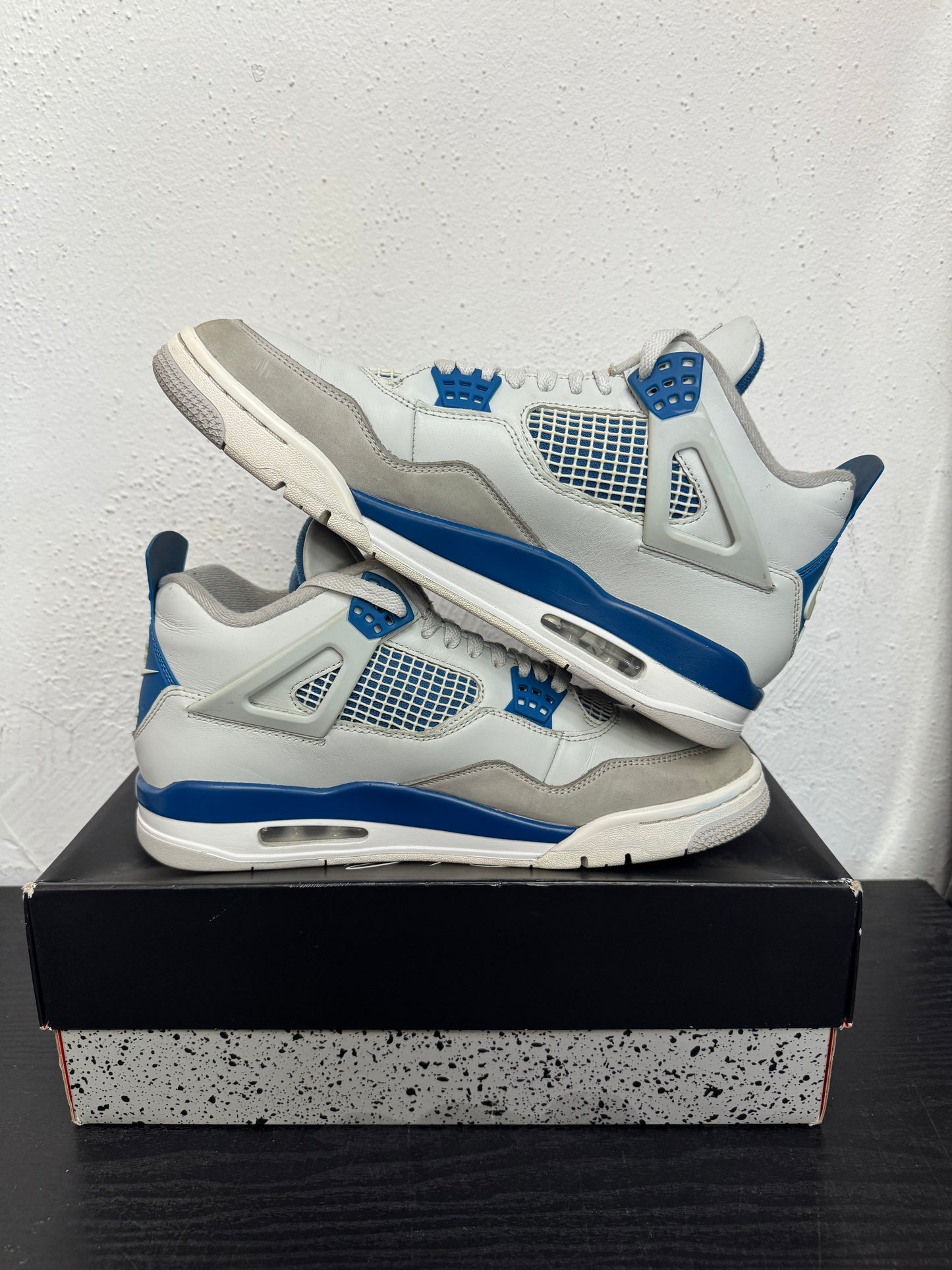 JORDAN 4 MILITARY BLUE (USED)