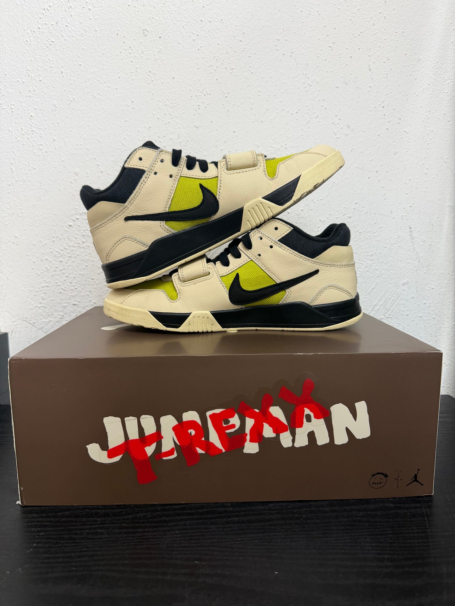 JORDAN JUMPMAN JACK TR BRIGHT CACTUS (USED)