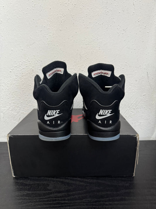 JORDAN 5 REIMAGINED METALLIC BLACK GS (USED)