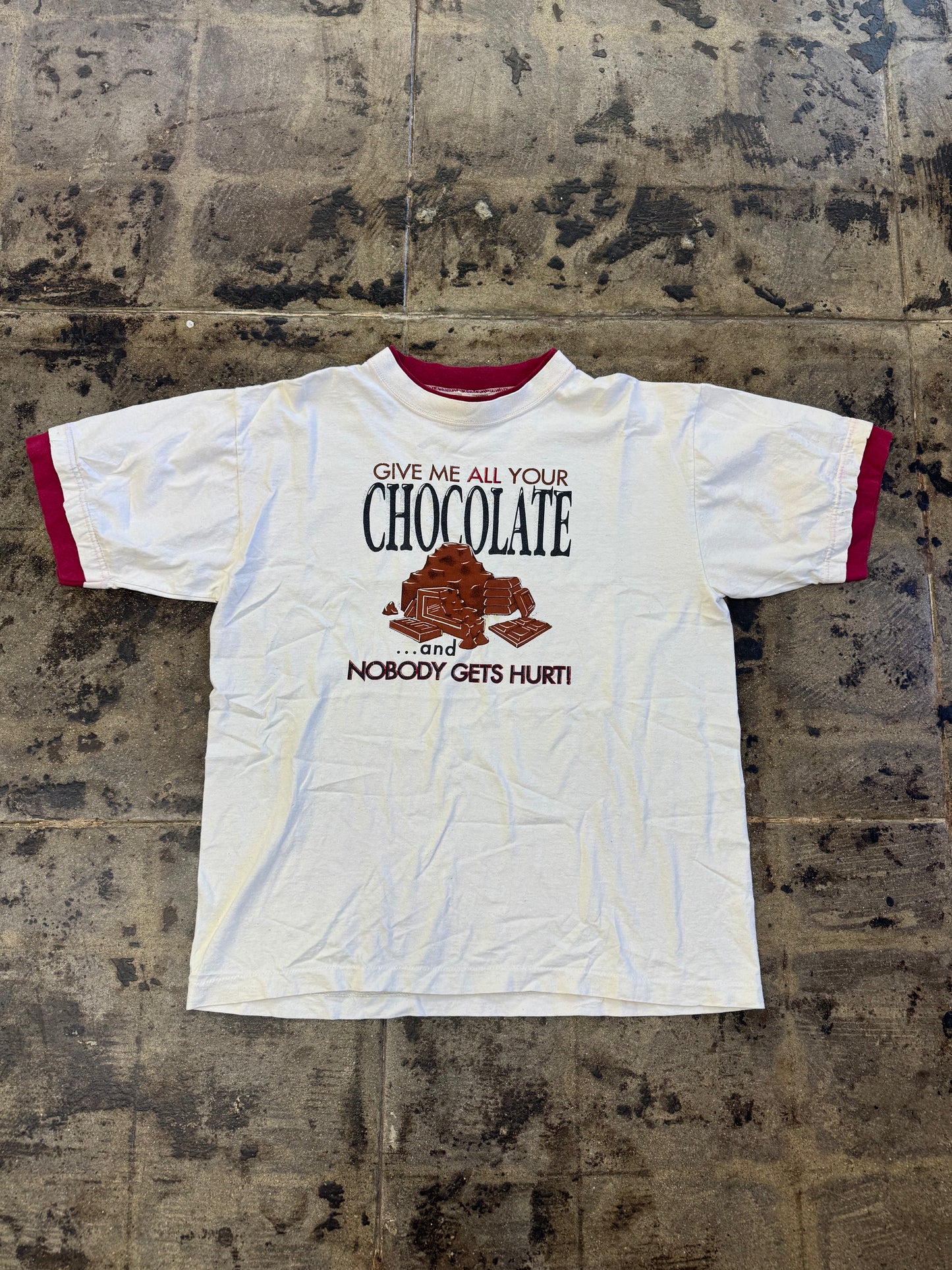 90s VNTG DOUBLE COLLAR/SLEEVE GIVE ME ALL YOUR CHOCOLATE TEE