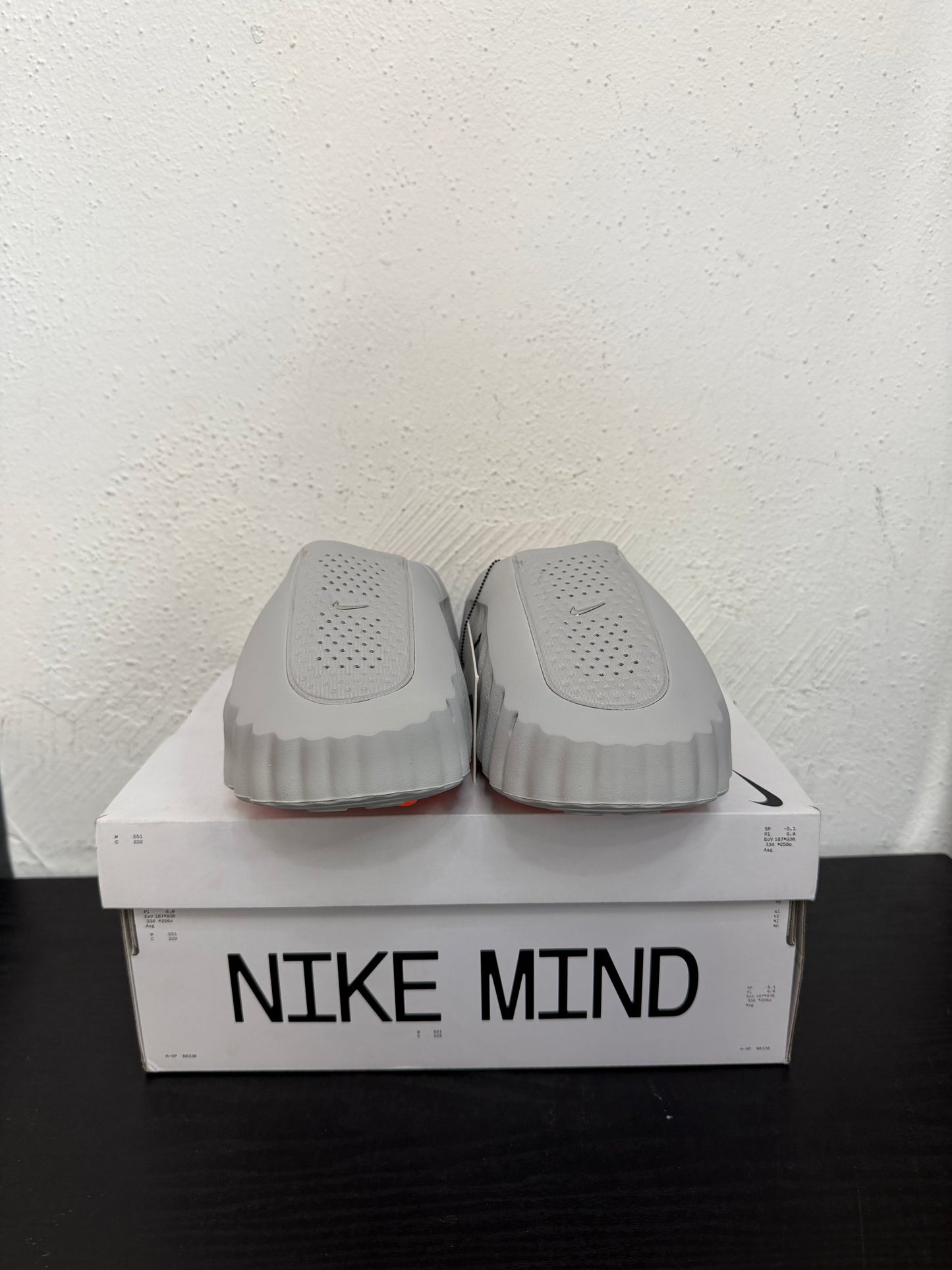NIKE MIND 001 SLIDE LIGHT SMOKE GREY