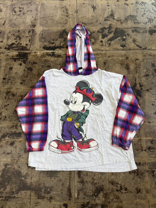 90s MICKEY MOUSE LONG SLEEVE