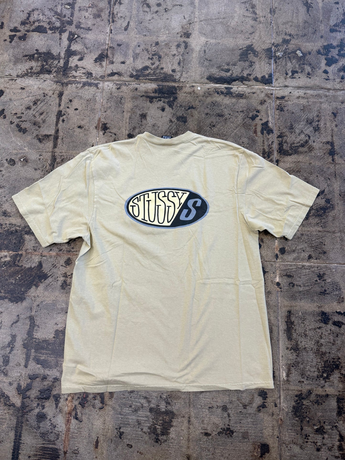 STUSSY PITSTOP TAN DYED TEE