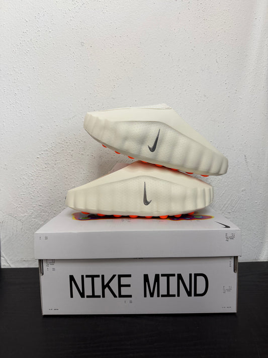 NIKE MIND 001 SLIDE SAIL