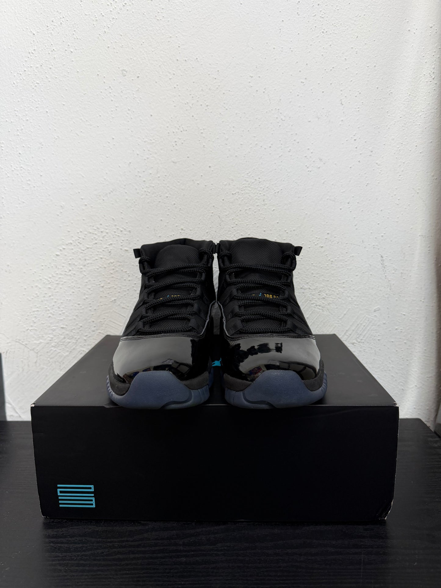 JORDAN 11 GAMMA BLUE (USED)