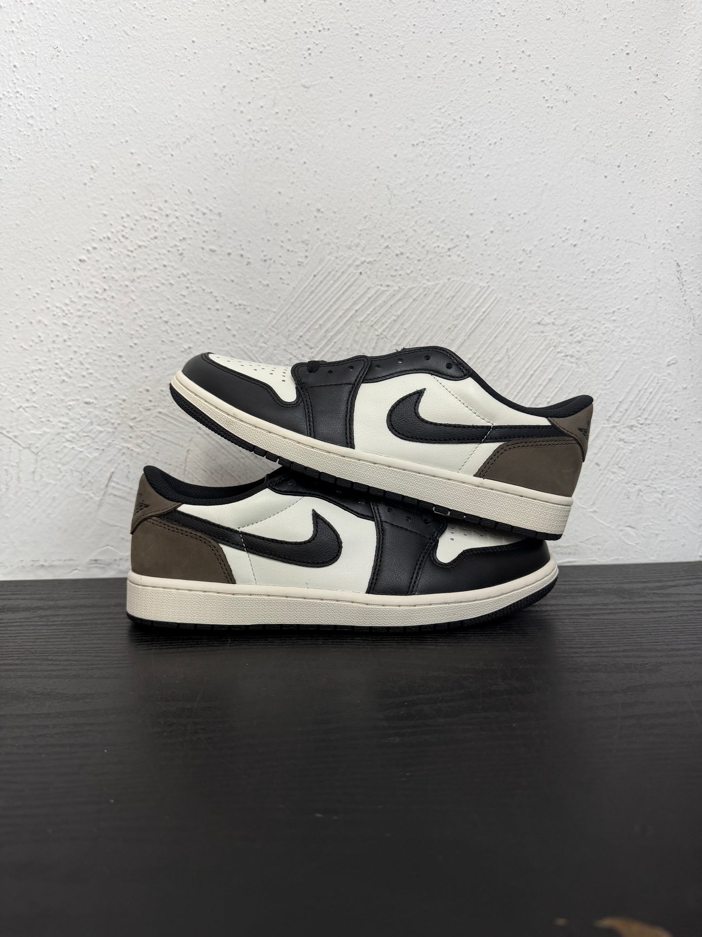 JORDAN 1 LOW MOCHA (NB)