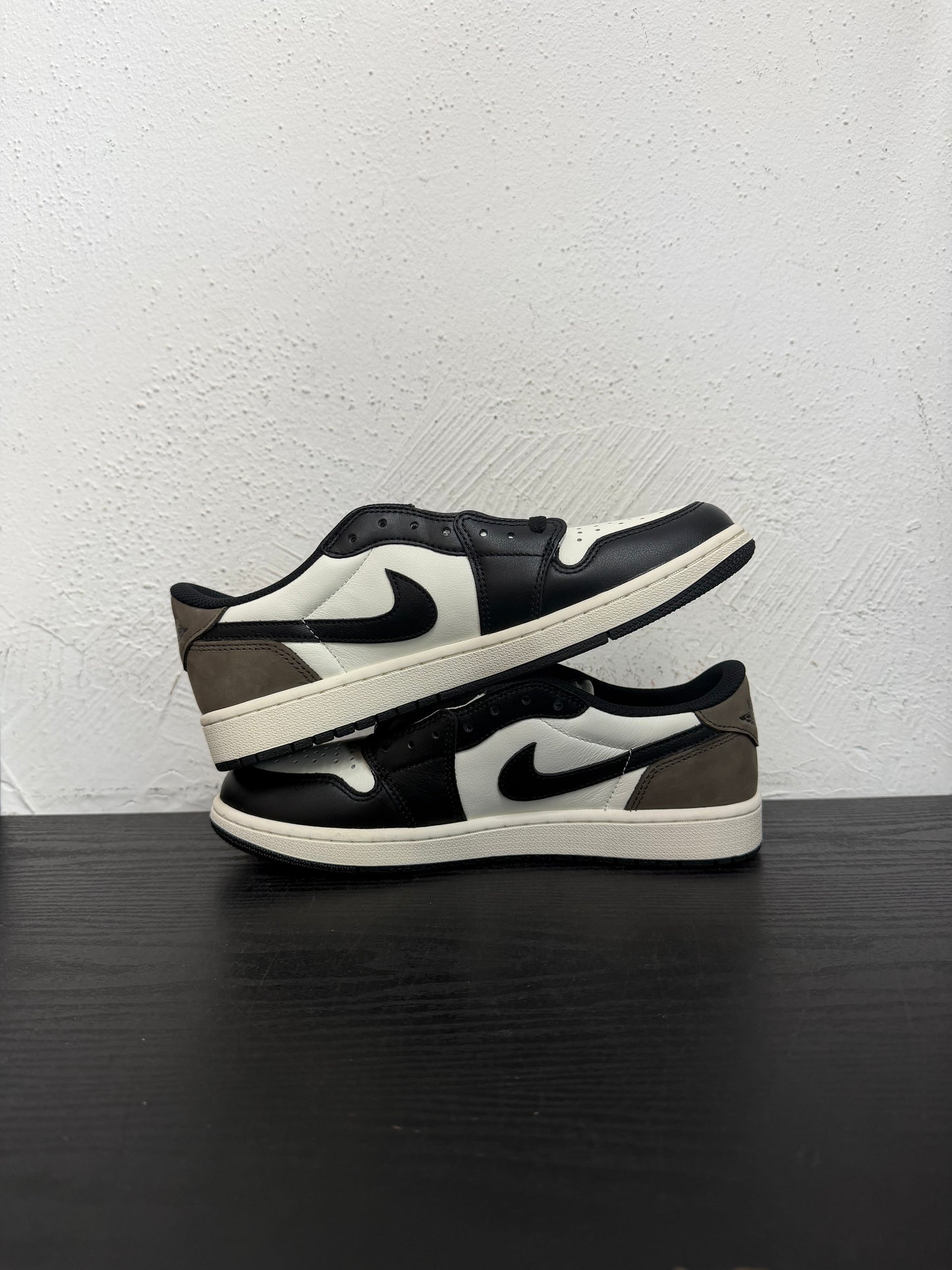 JORDAN 1 LOW MOCHA (NB)
