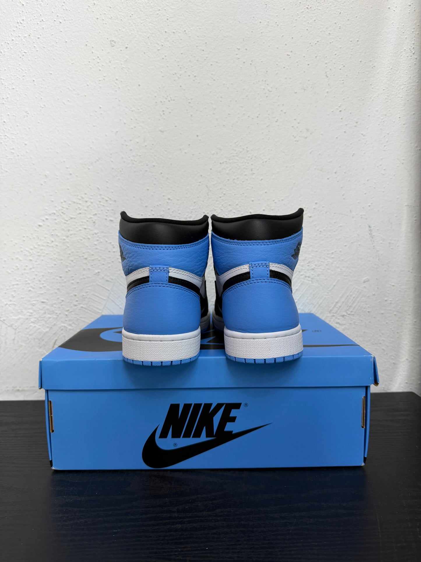 JORDAN 1 UNC TOE