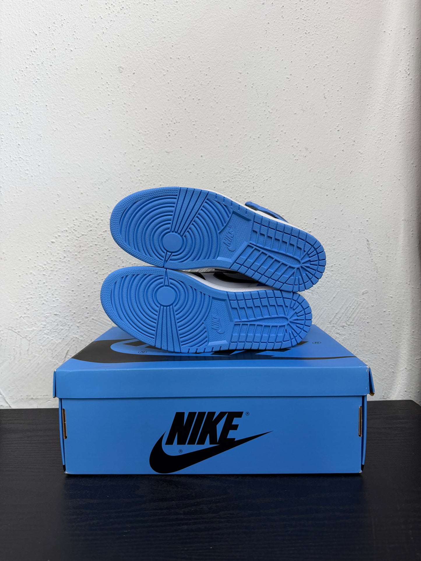 JORDAN 1 UNC TOE