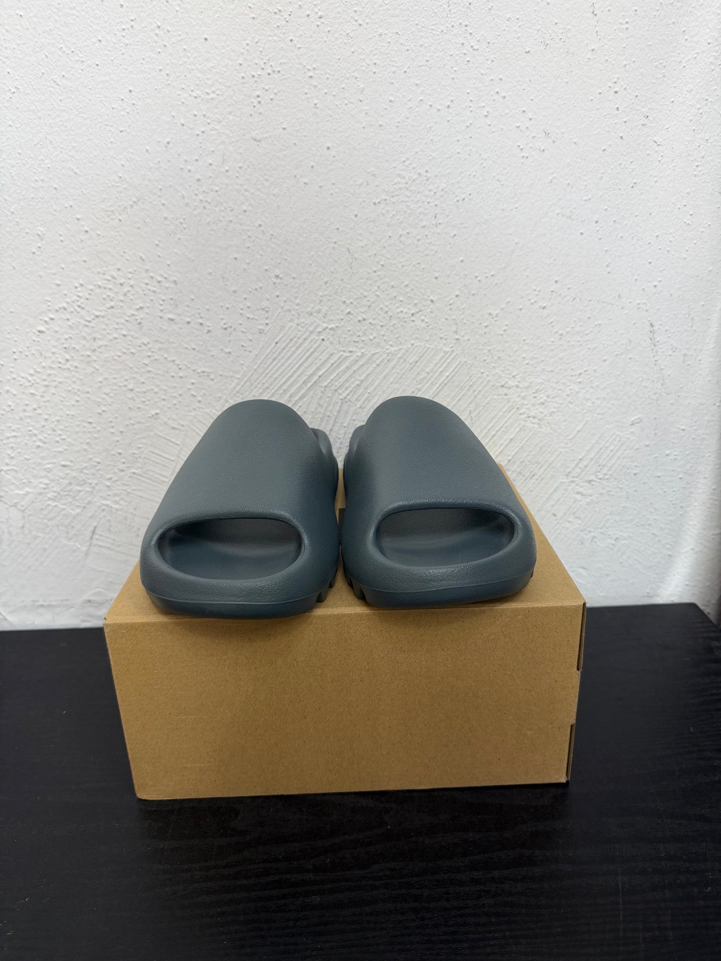 YEEZY SLIDE SLATE MARINE