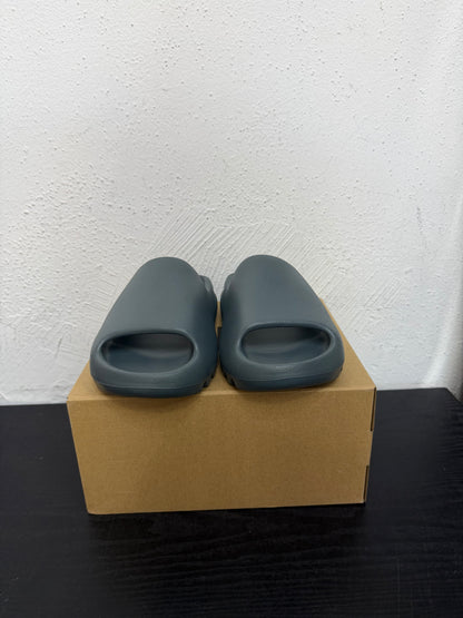 YEEZY SLIDE SLATE MARINE