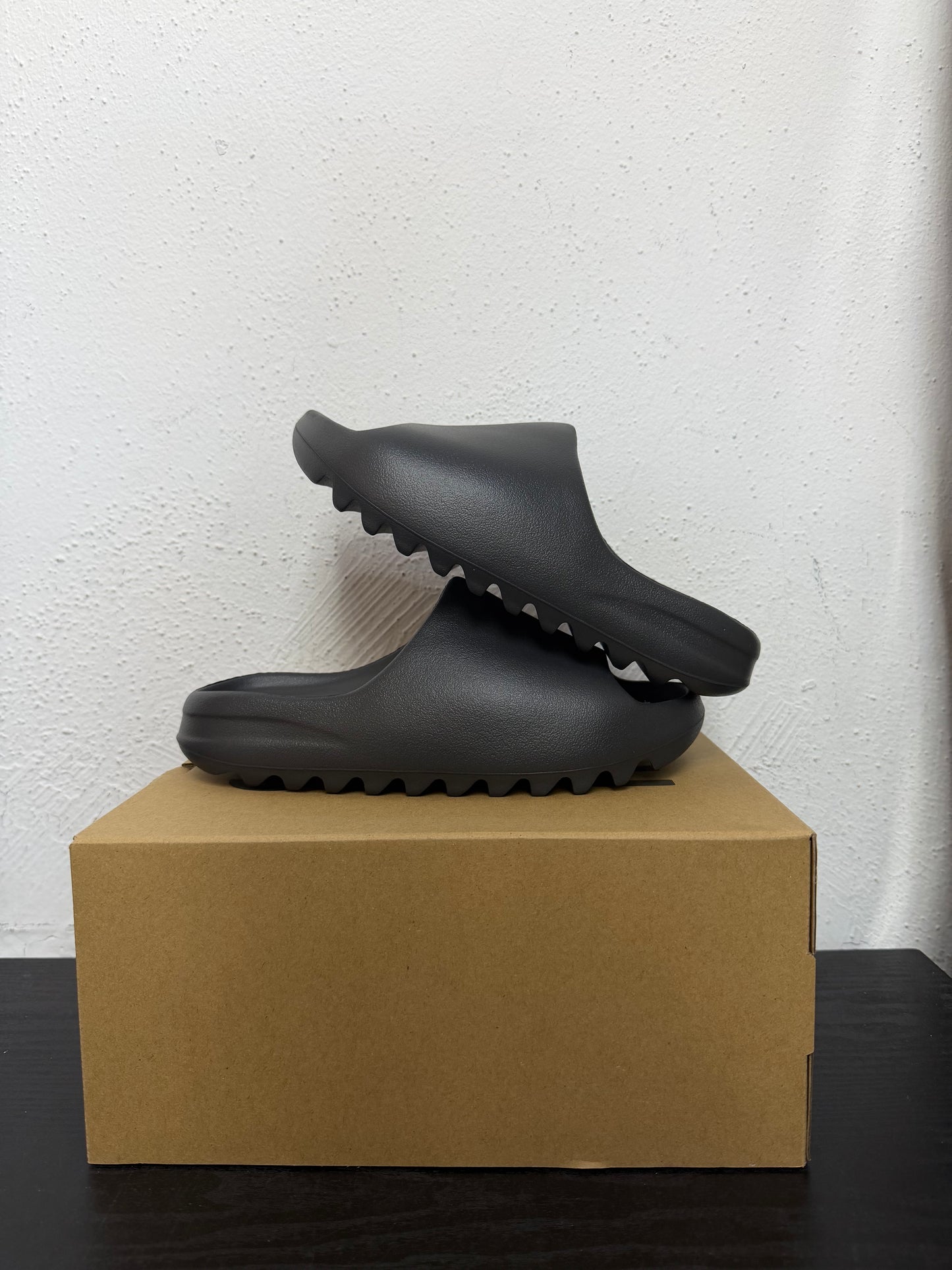 YEEZY SLIDE ONYX