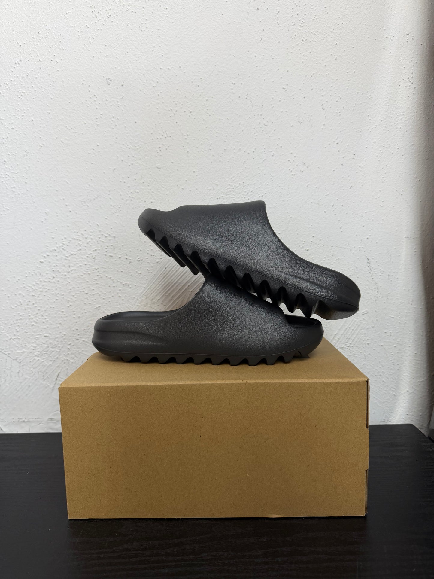 YEEZY SLIDE ONYX