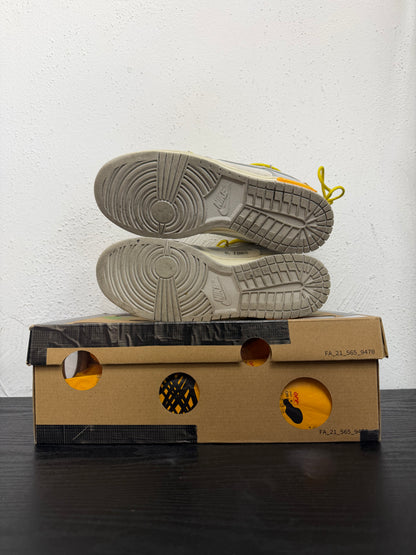 DUNK LOW OFF WHITE LOT 29 (USED)
