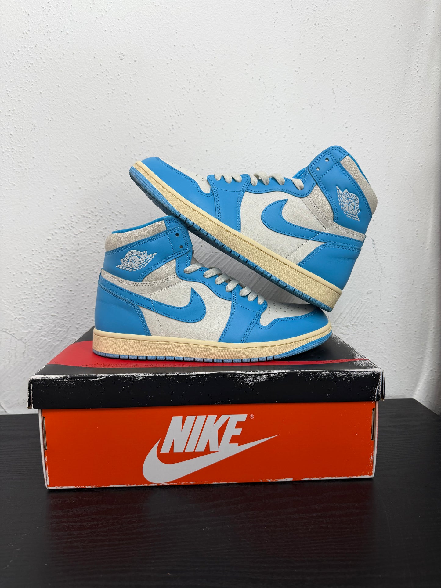 JORDAN 1 UNC REIMAGINED (USED)