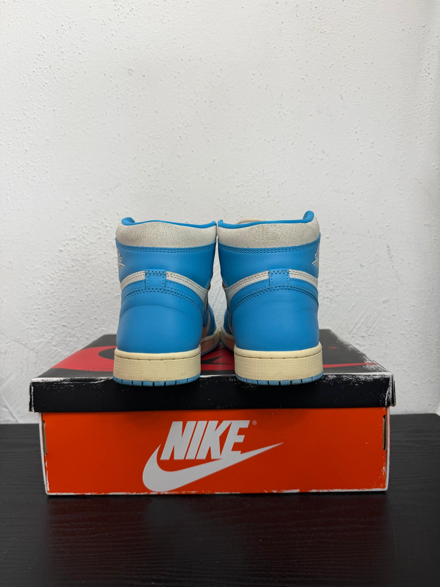 JORDAN 1 UNC REIMAGINED (USED)