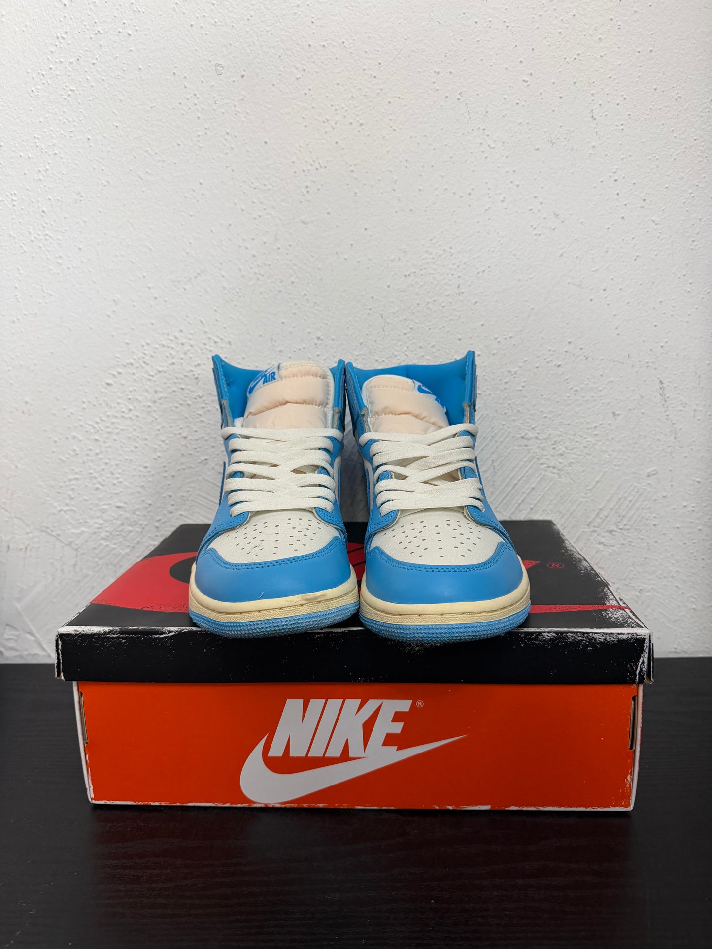 JORDAN 1 UNC REIMAGINED (USED)