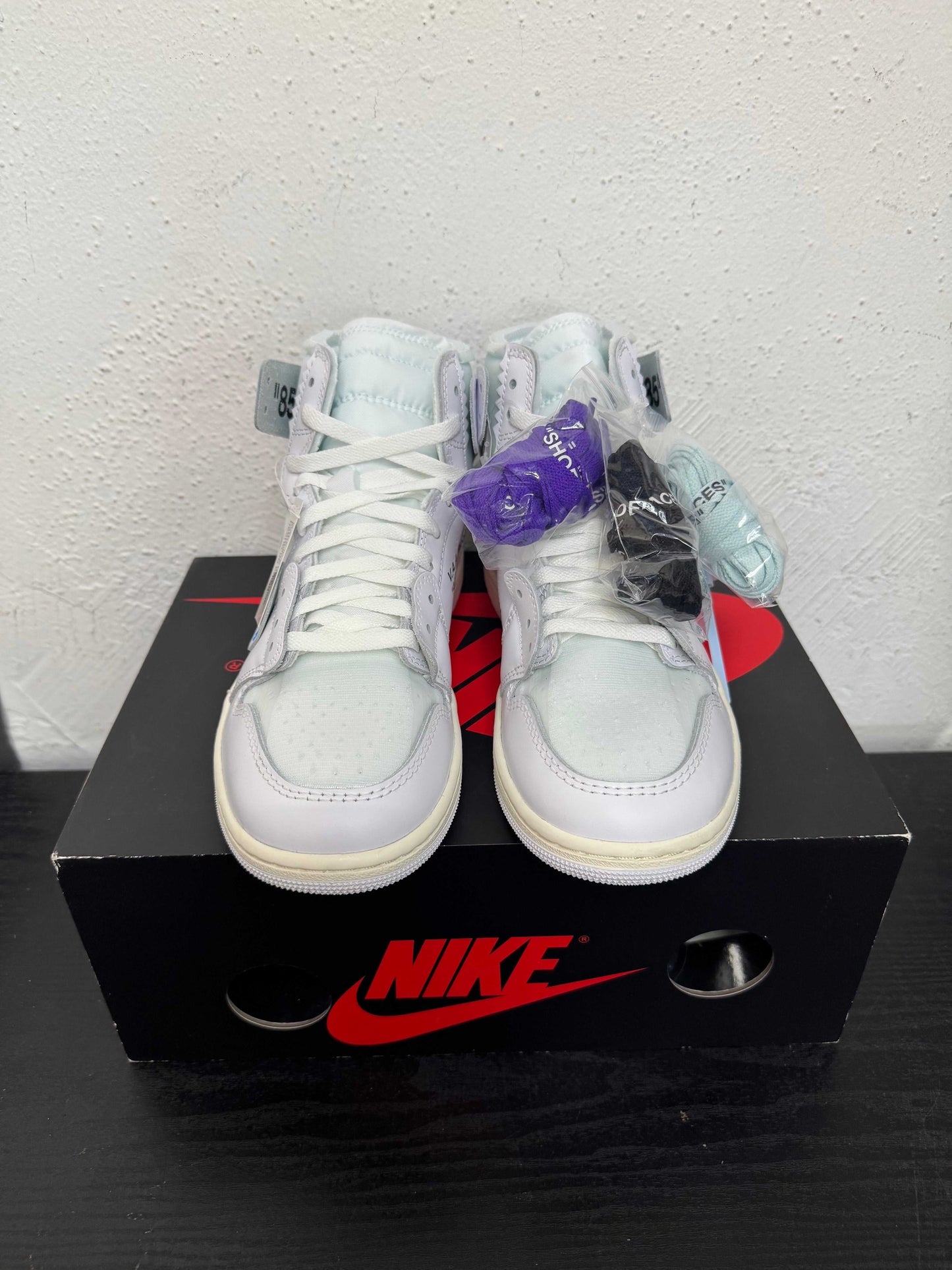 JORDAN 1 VIRGIL ABLOH ALASKA
