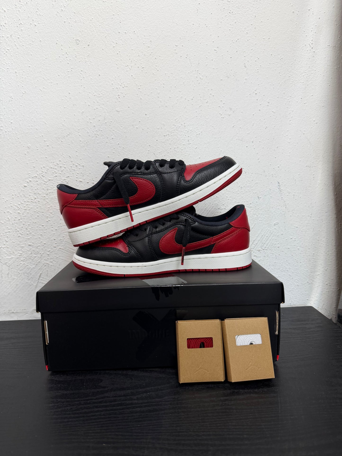 JORDAN 1 LOW BANNED (USED)