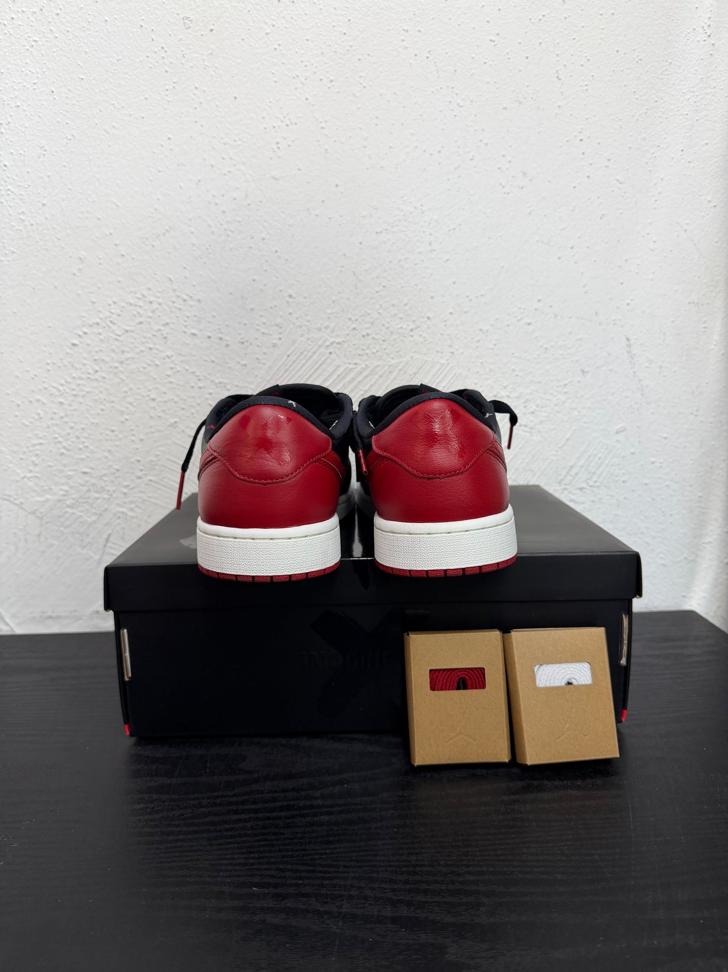 JORDAN 1 LOW BANNED (USED)