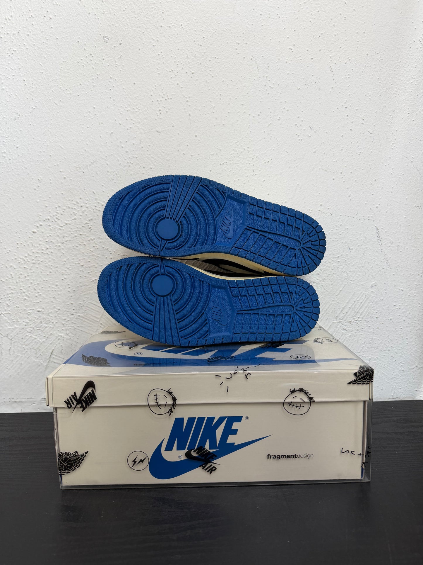 JORDAN 1 LOW TRAVIS SCOTTxFRAGMENT (USED)