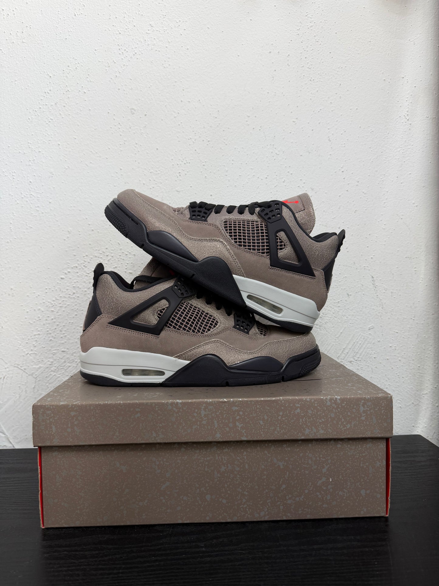 JORDAN 4 TAUPE HAZE