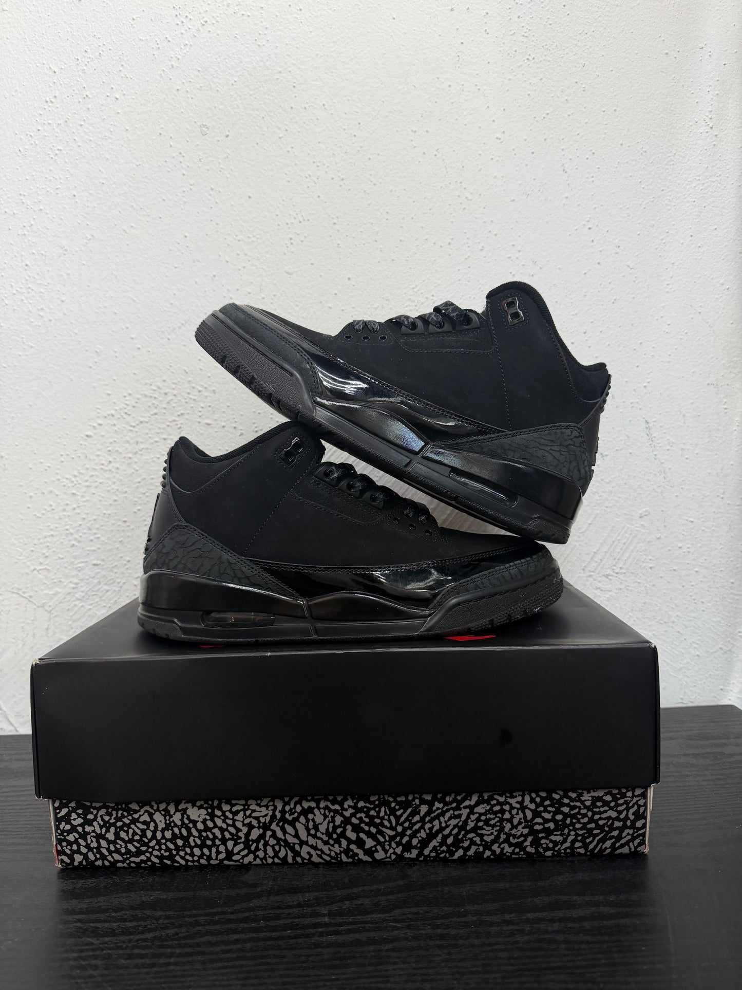 JORDAN 3 BLACK CAT (USED)