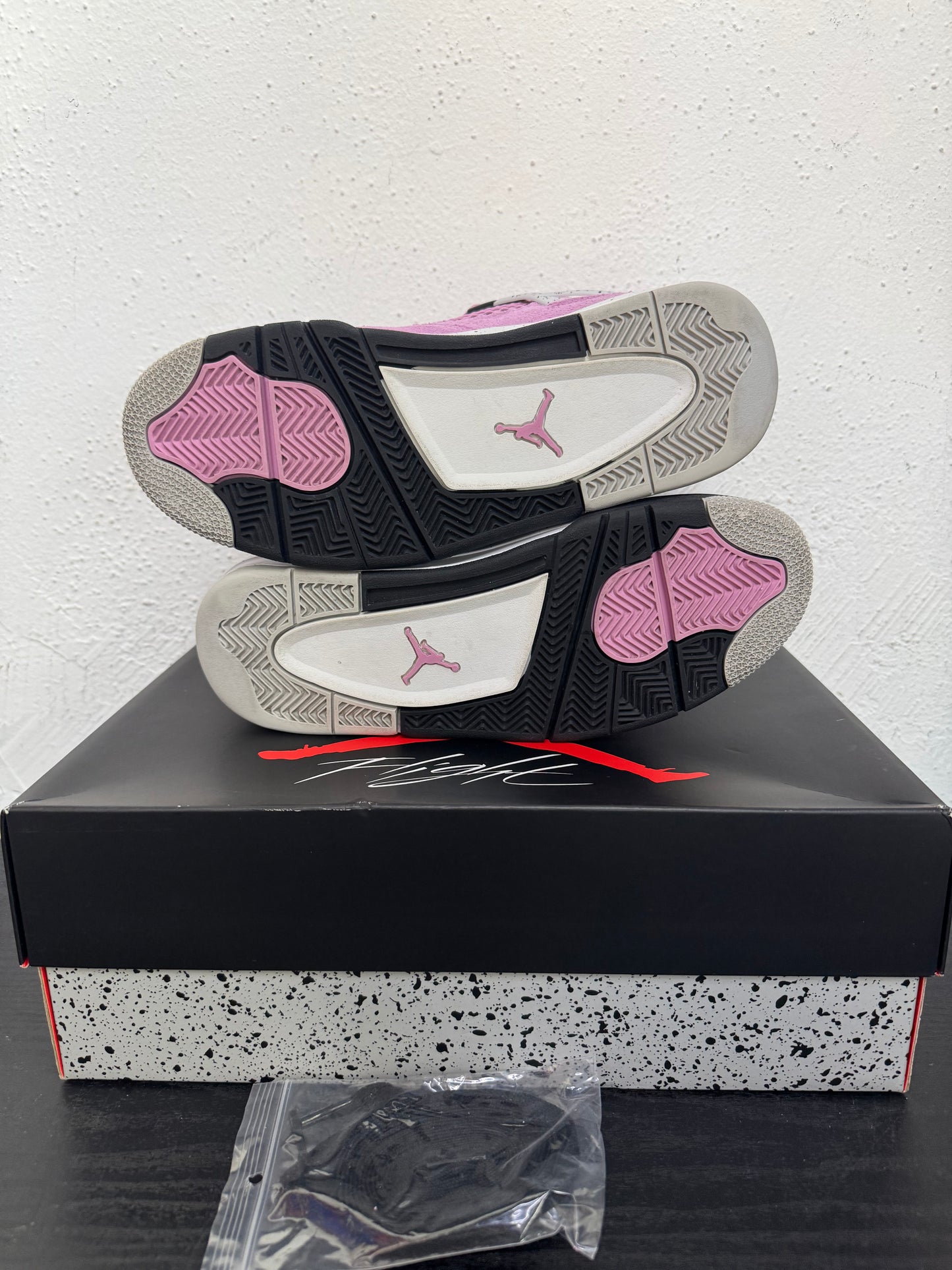 JORDAN 4 ORCHID (USED)