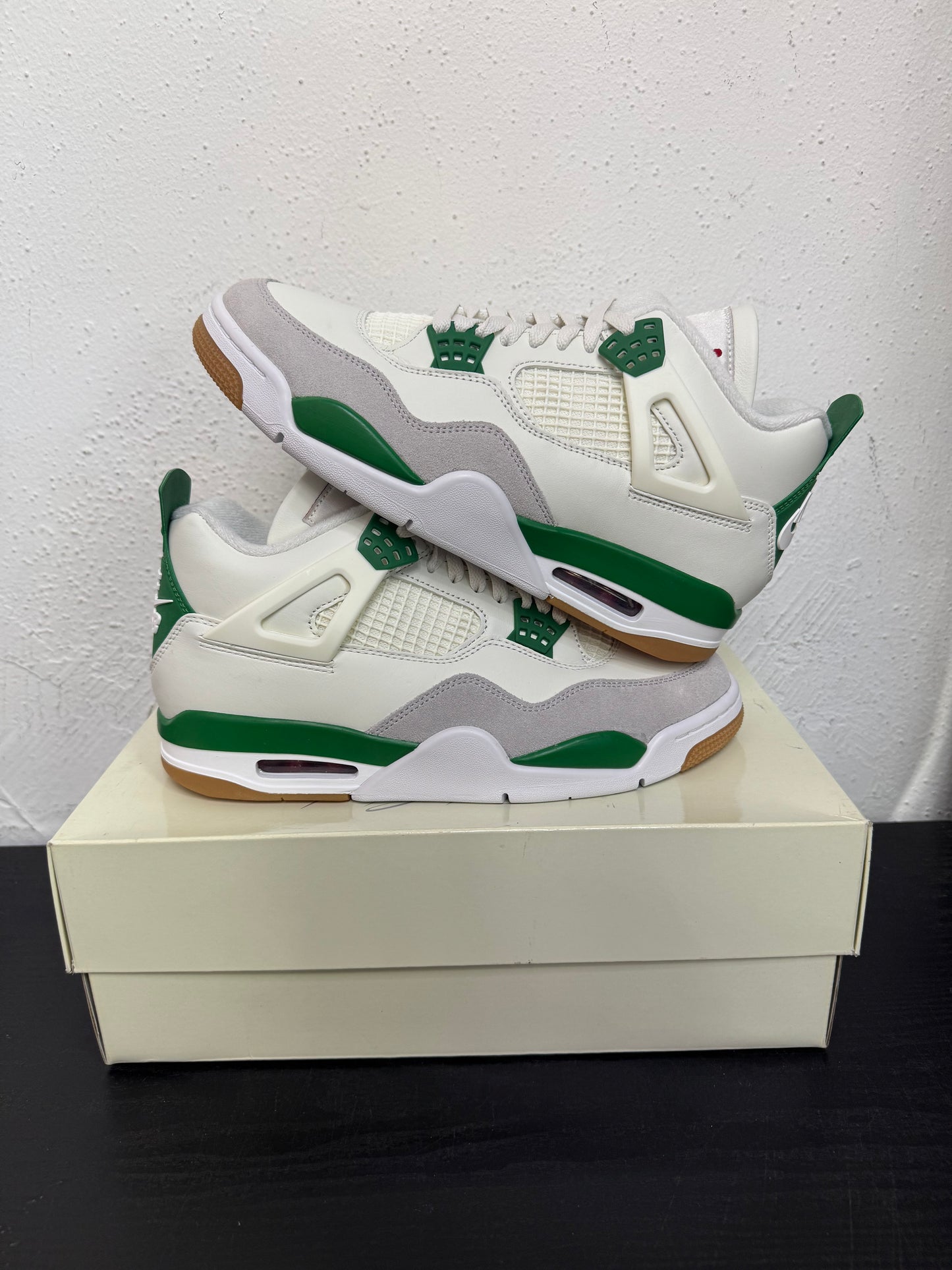 JORDAN 4 SB PINE GREEN