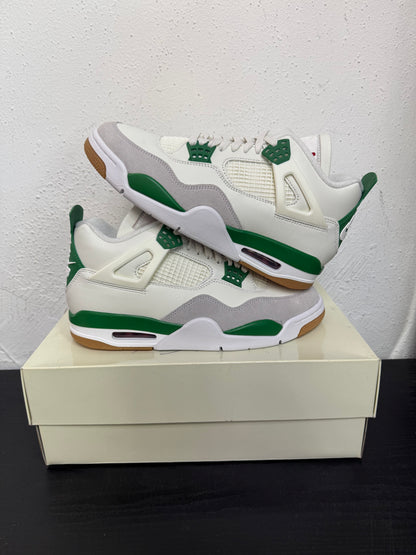 JORDAN 4 SB PINE GREEN