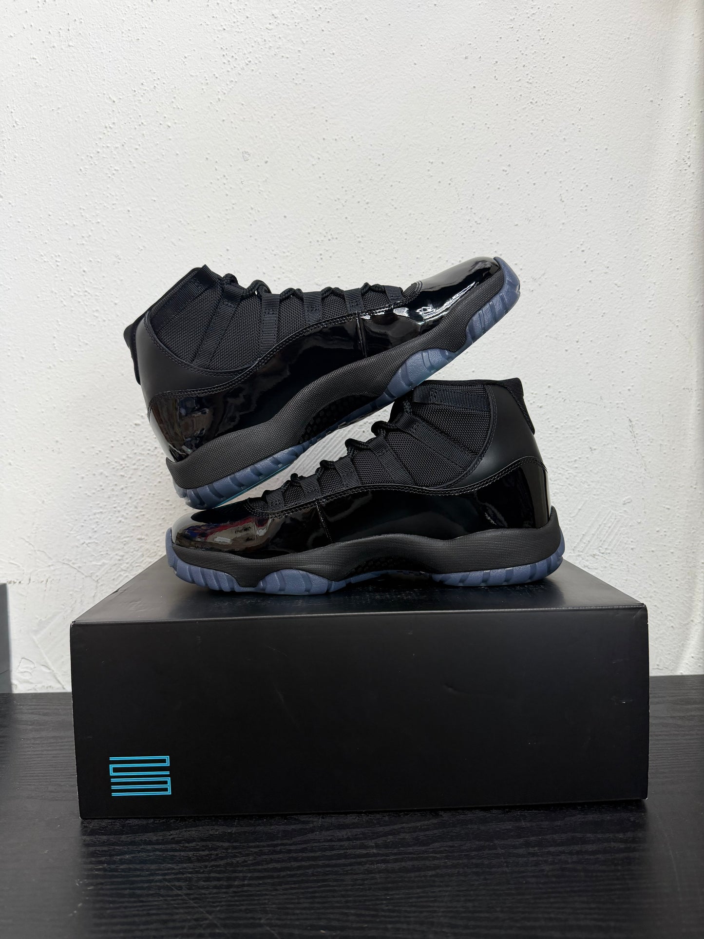 JORDAN 11 GAMMA BLUE