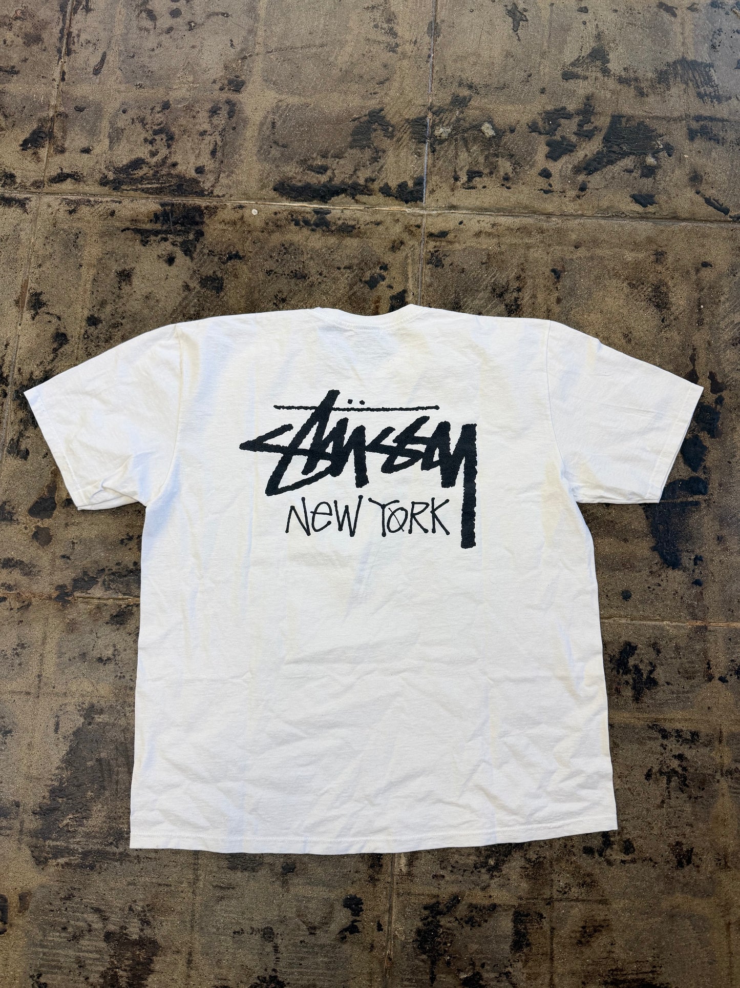 STUSSY NEW YORK WHITE TEE (USED)