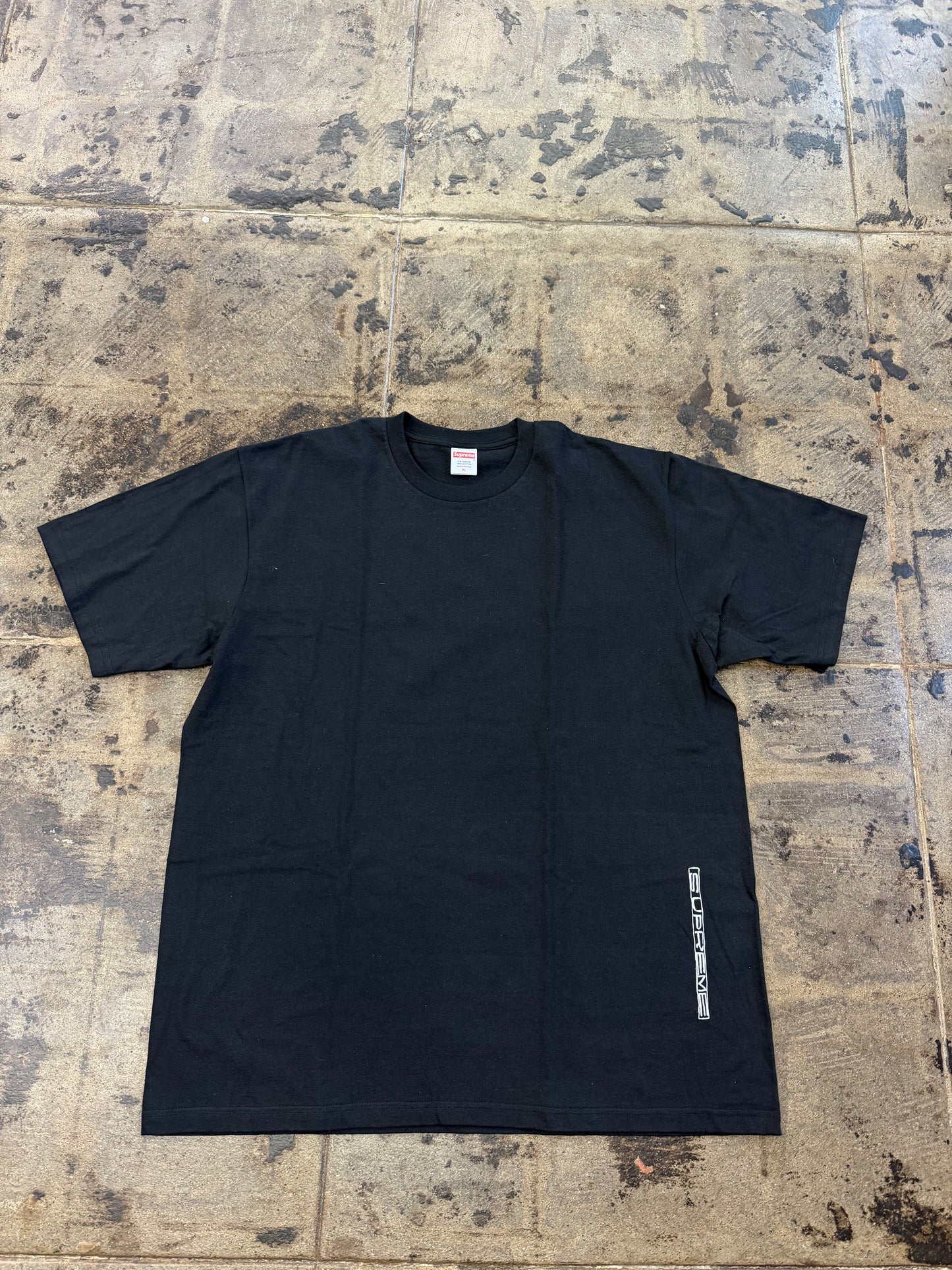 SUPREME BLACK SUPPER TEE (USED)