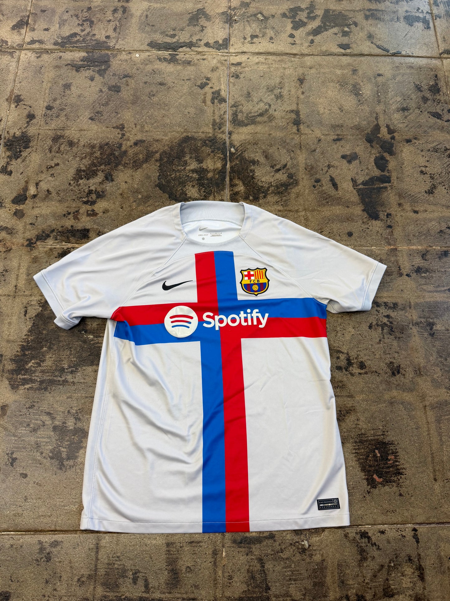 NIKE BARCELONA 22/23 THIRD JERSEY (USED)